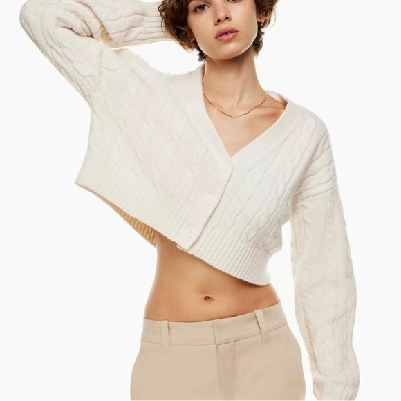 Aritiza Sunday Best Cream V-Neck Sweater - Picture 1 of 6